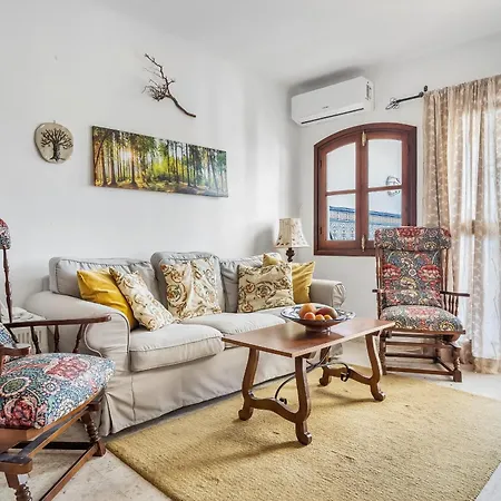 Capistrano With Access To Nerjas Pool Area