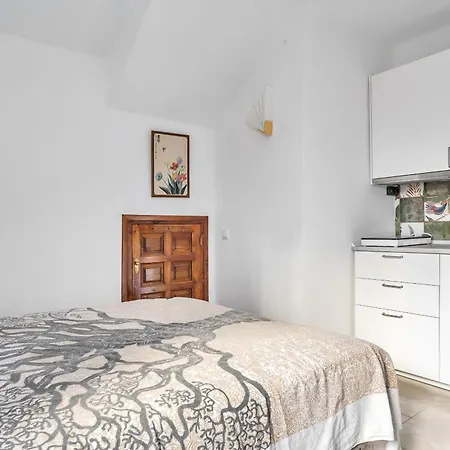 Capistrano With Access To Nerjas Pool Area * Nerja