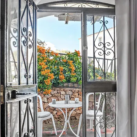 Capistrano With Access To Nerjas Pool Area * Nerja