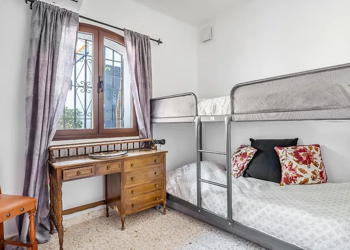 Capistrano With Access To Nerjas Pool Area Нерха